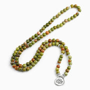 Collier Mâlâ en Unakite