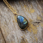 Pendentif en Labradorite - Elégance